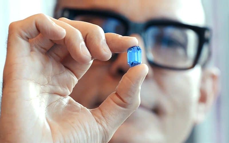 Frank Everett with DeBeers Blue