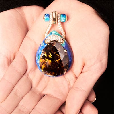 Earth Star Diamond and Pendant
